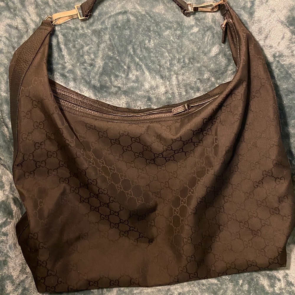 Gucci duffle travel bag